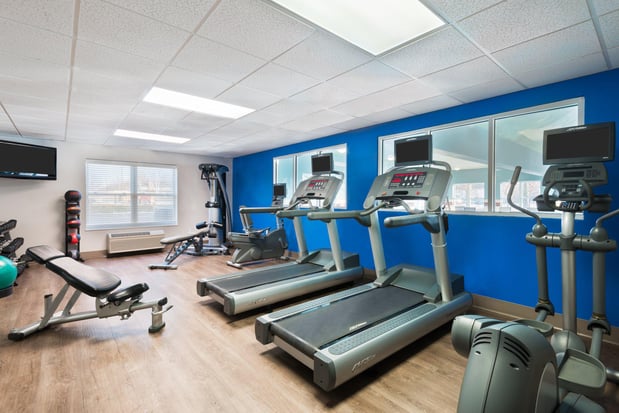 Images Holiday Inn Express & Suites Columbus Airport East by IHG