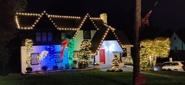 Images Midas Holiday Lighting
