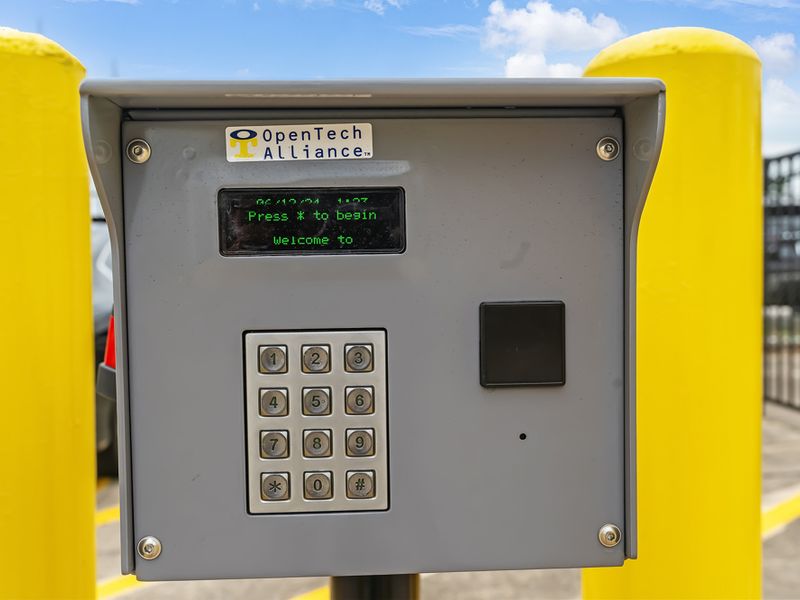 Images Extra Space Storage