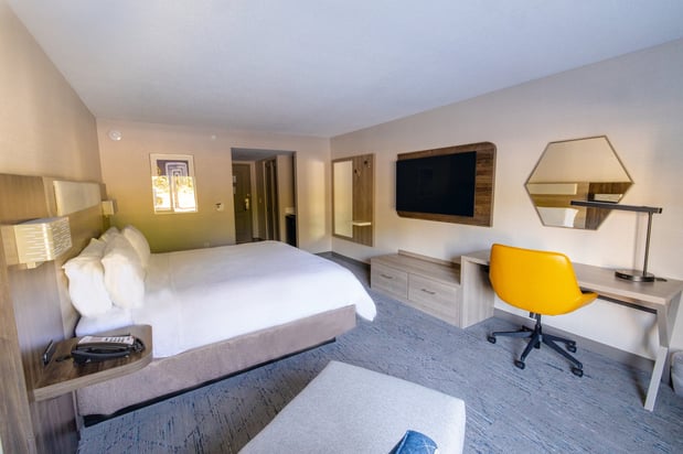 Images Holiday Inn Express Neptune by IHG