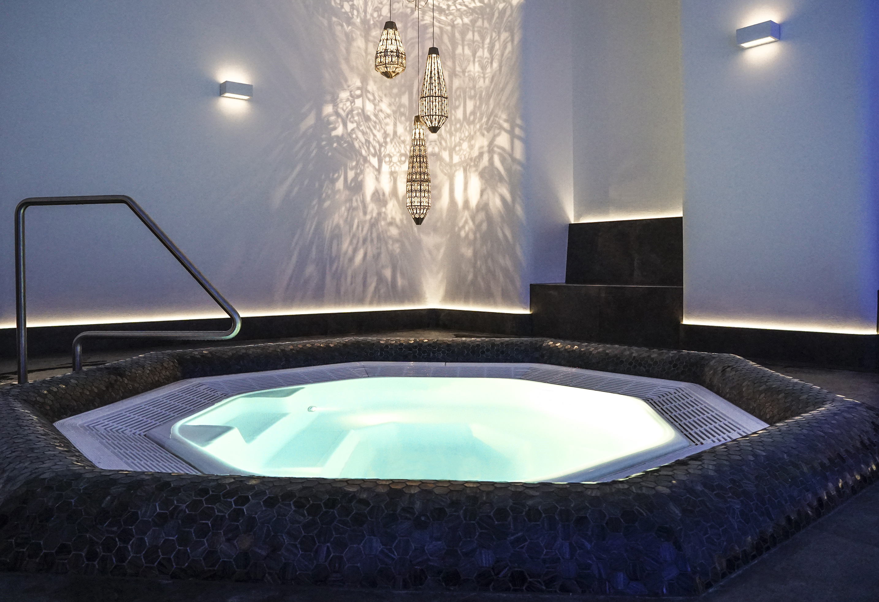 Bild 8 von John Harris Fitness Am Schillerplatz