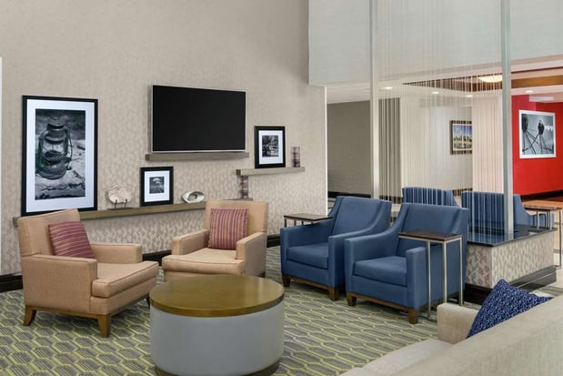 Images Hampton Inn & Suites National Harbor/Alexandria Area