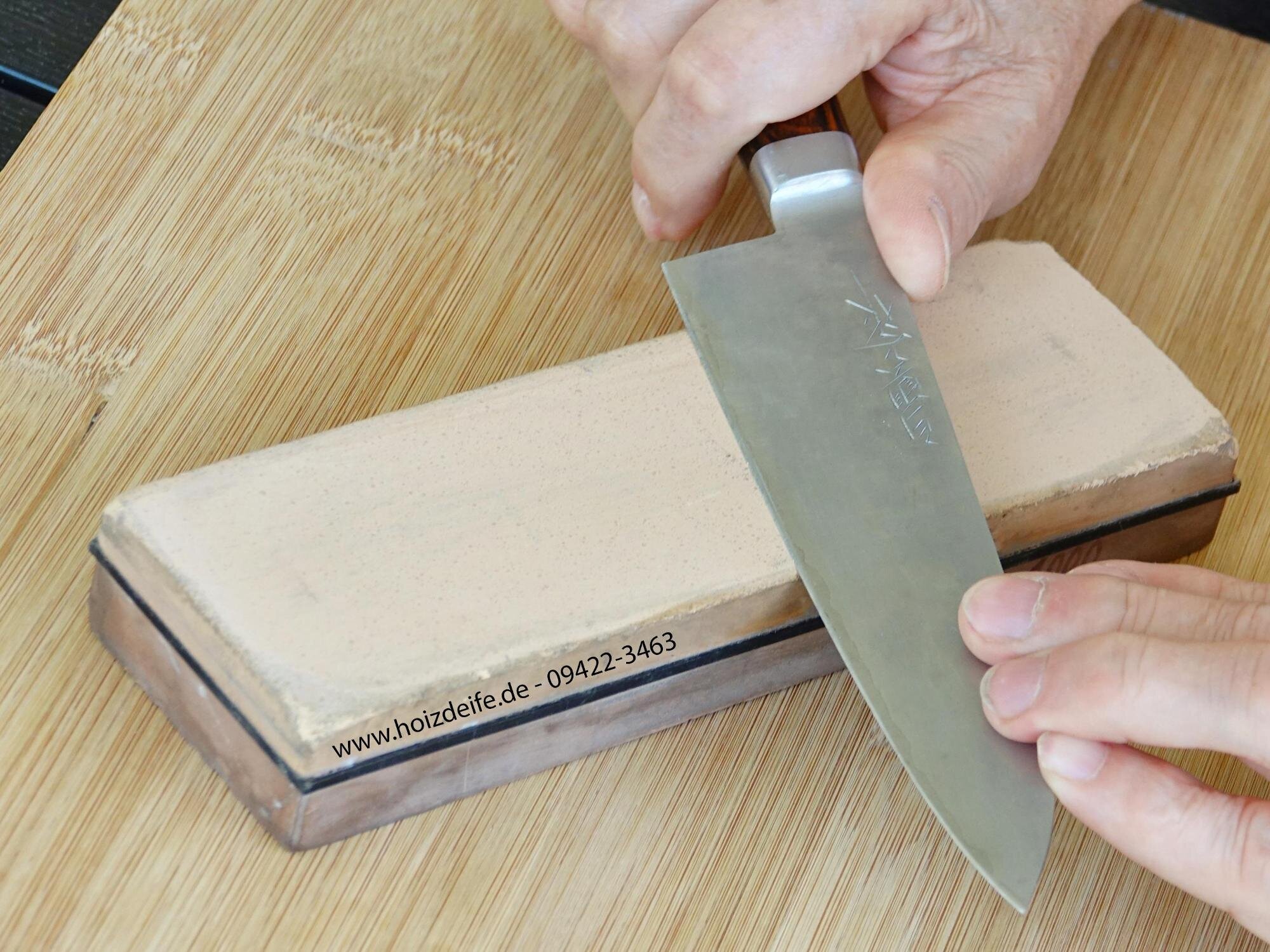 Hoizdeife, Kreuzfeld 14 in Aiterhofen