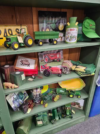 Images Ohio Valley Antique Mall
