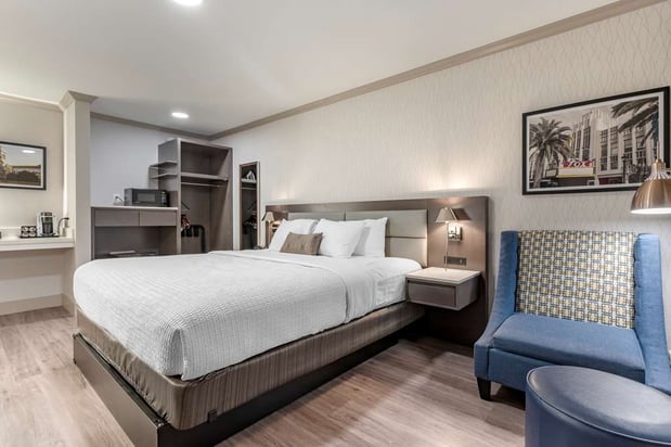 Images Best Western Plus Executive Suites