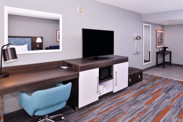 Images Hampton Inn & Suites Legacy Park-Frisco