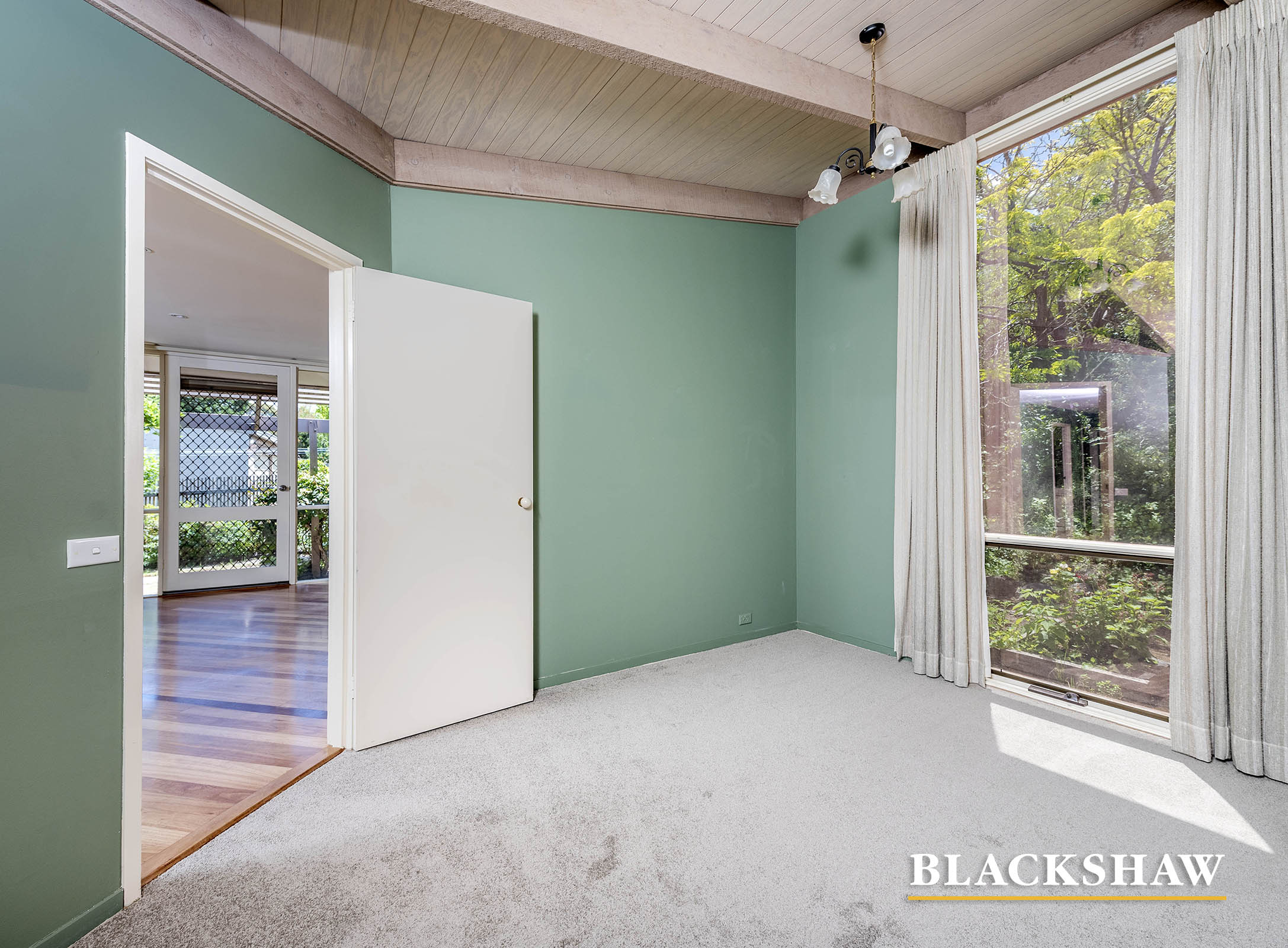 Images Blackshaw Real Estate Woden