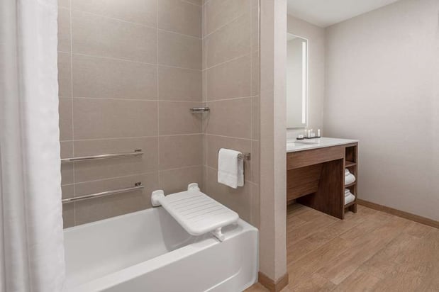 Images Embassy Suites by Hilton Charleston Harbor Mt. Pleasant