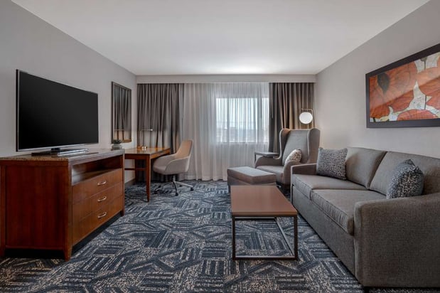 Images Hilton Garden Inn Burlington Downtown