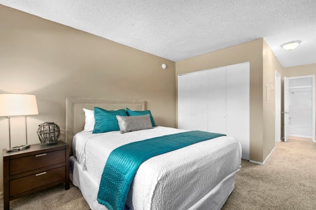 Images Vista Apartments