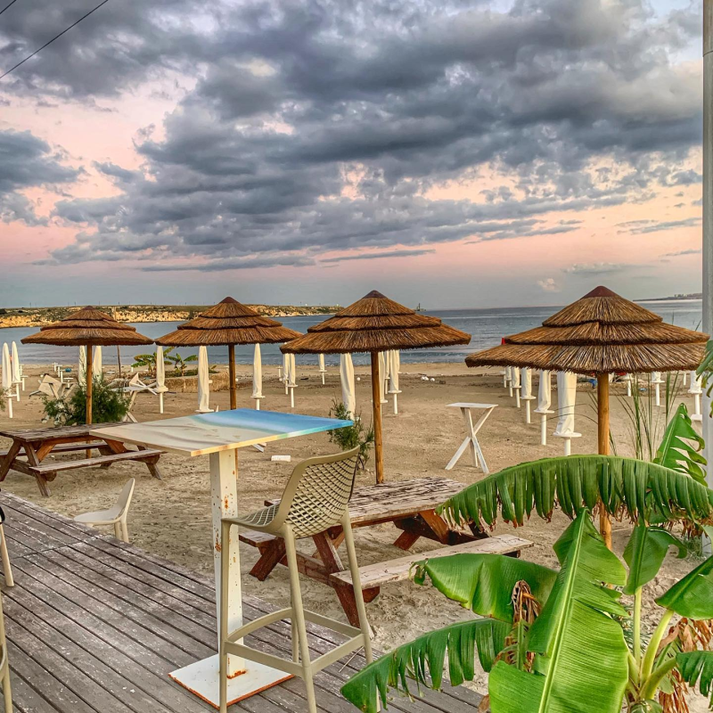 Images B64 Beach e Restaurant