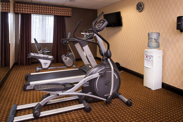 Images Holiday Inn Express & Suites Bucyrus, an IHG Hotel