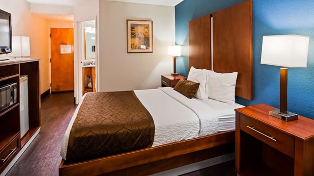 Images Best Western Plus Richmond Airport Hotel