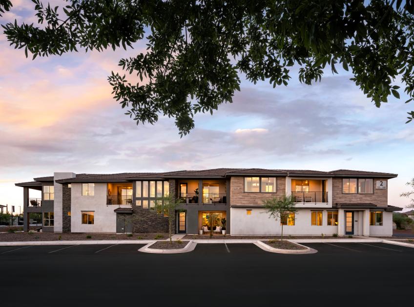 Luxury-appointed villas in beautiful North Phoenix