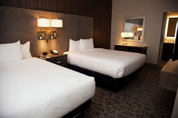 Images Embassy Suites by Hilton The Woodlands® at Hughes Landing