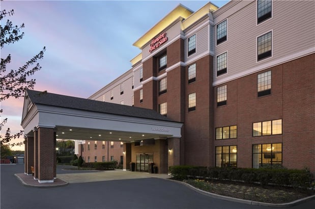 Images Hampton Inn & Suites Yonkers - Westchester