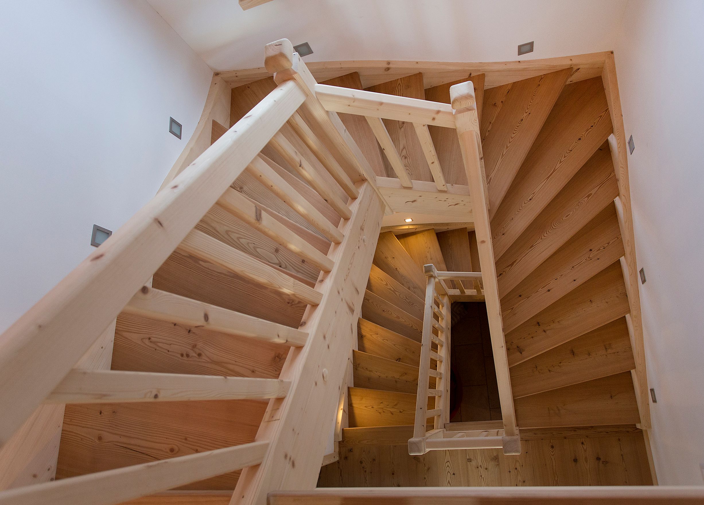 Bilder M. Zimmermann Holzbau AG