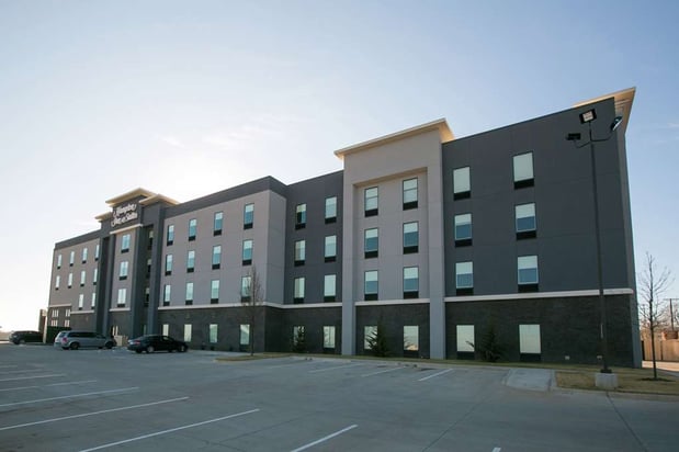 Images Hampton Inn & Suites Stroud