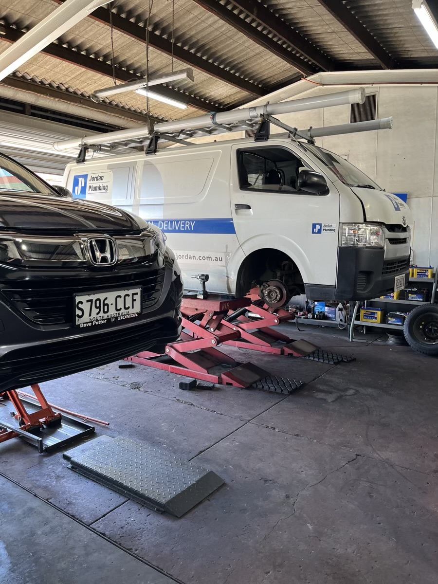Images Bridgestone Select Tyre & Auto Croydon Park