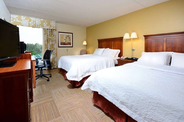 Images Hampton Inn Raleigh-Capital Blvd. North