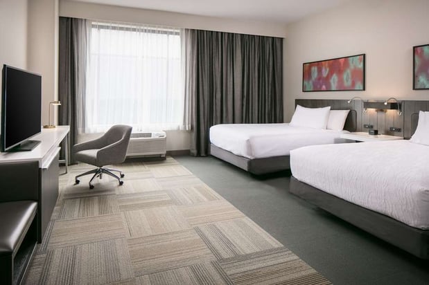 Images Hilton Garden Inn Iowa City Downtown University