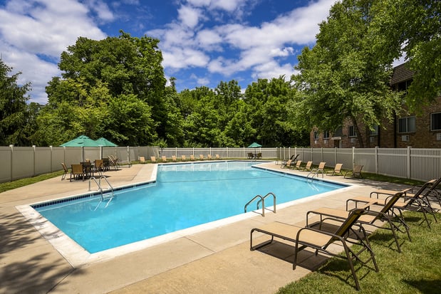 Images Mill Creek Village Apartments