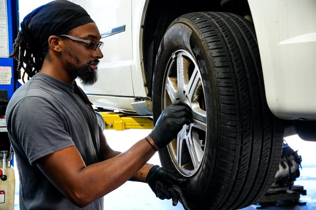 Images Advantage Auto Service