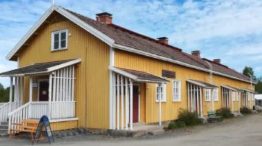 Images Sota- ja jälleenrakennusajan museo ja Rajakievari