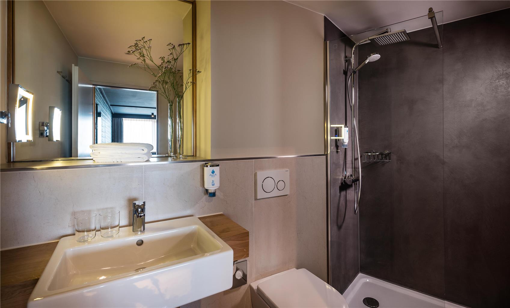 Best Western Hotel Das Donners, Am Seedeich 2 in Cuxhaven