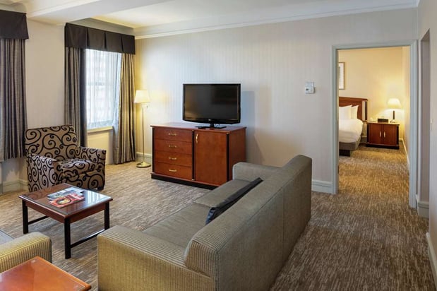 Images Hilton Cincinnati Netherland Plaza
