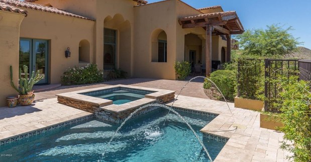 Images No Limit Pools & Spas