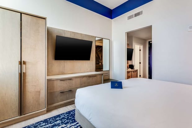 Images SERENA Hotel Aventura Miami, Tapestry Collection by Hilton