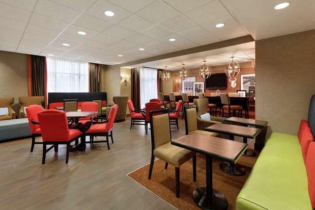 Images Hampton Inn Wichita Falls-Sikes Senter Mall