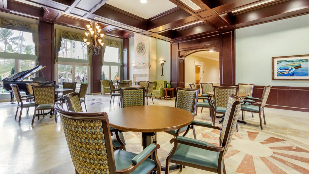Brookdale North Naples Dining Room