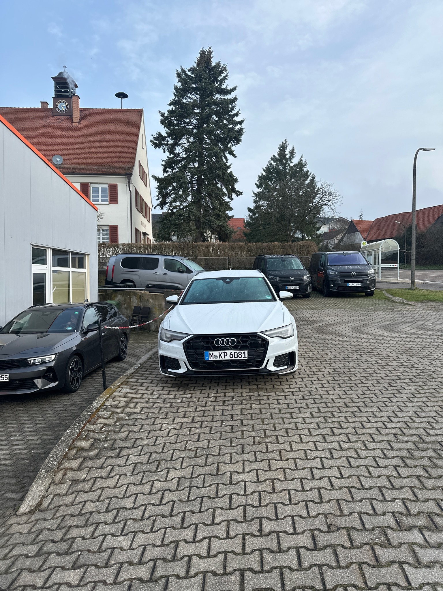SIXT Autovermietung Künzelsau, Robert-Bosch-Str. 2 in Künzelsau