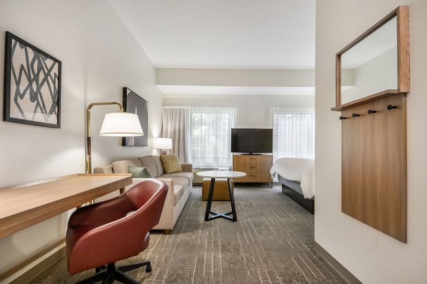 Images Staybridge Suites Toledo - Maumee by IHG