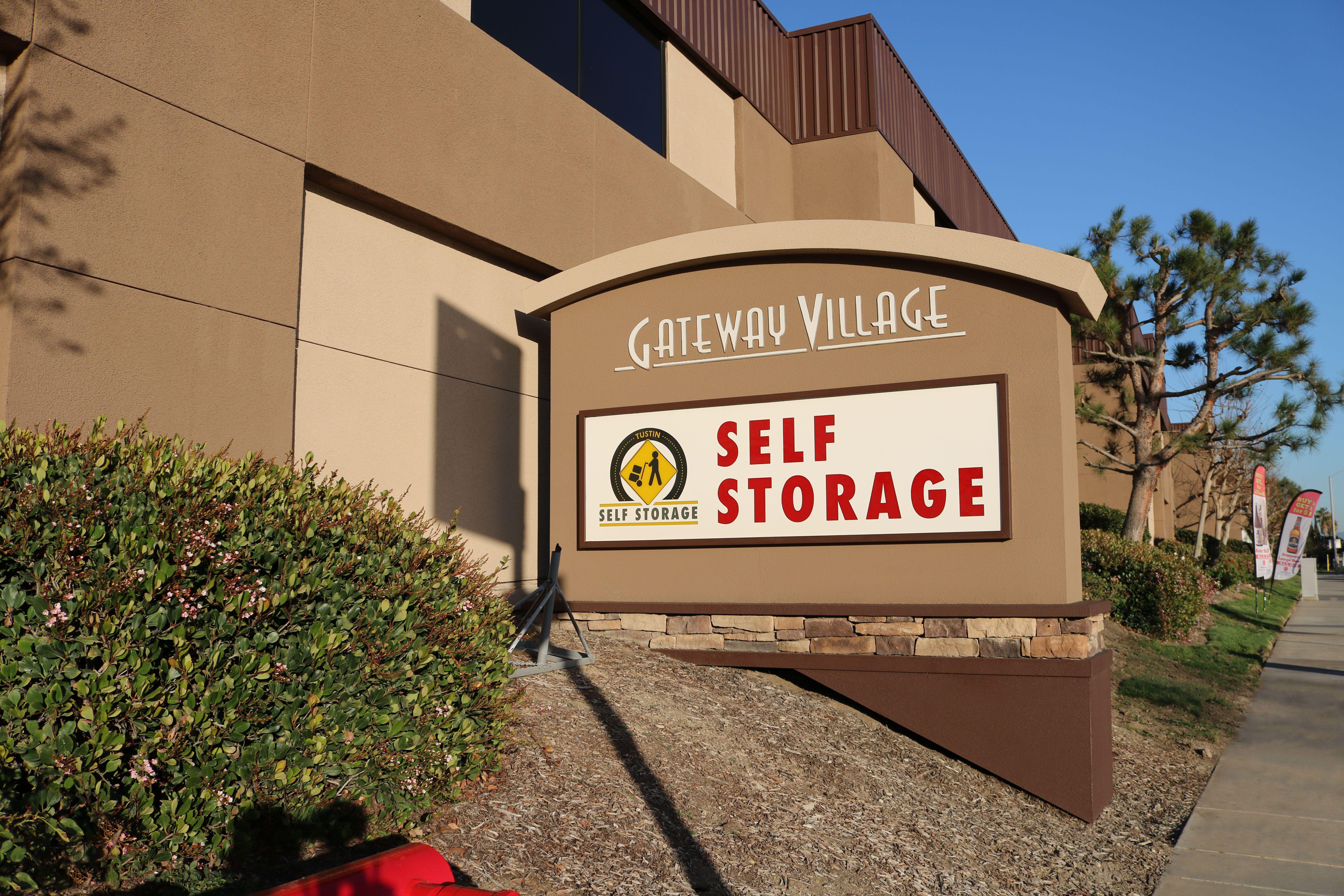 Tustin Gateway Self Storage Photo