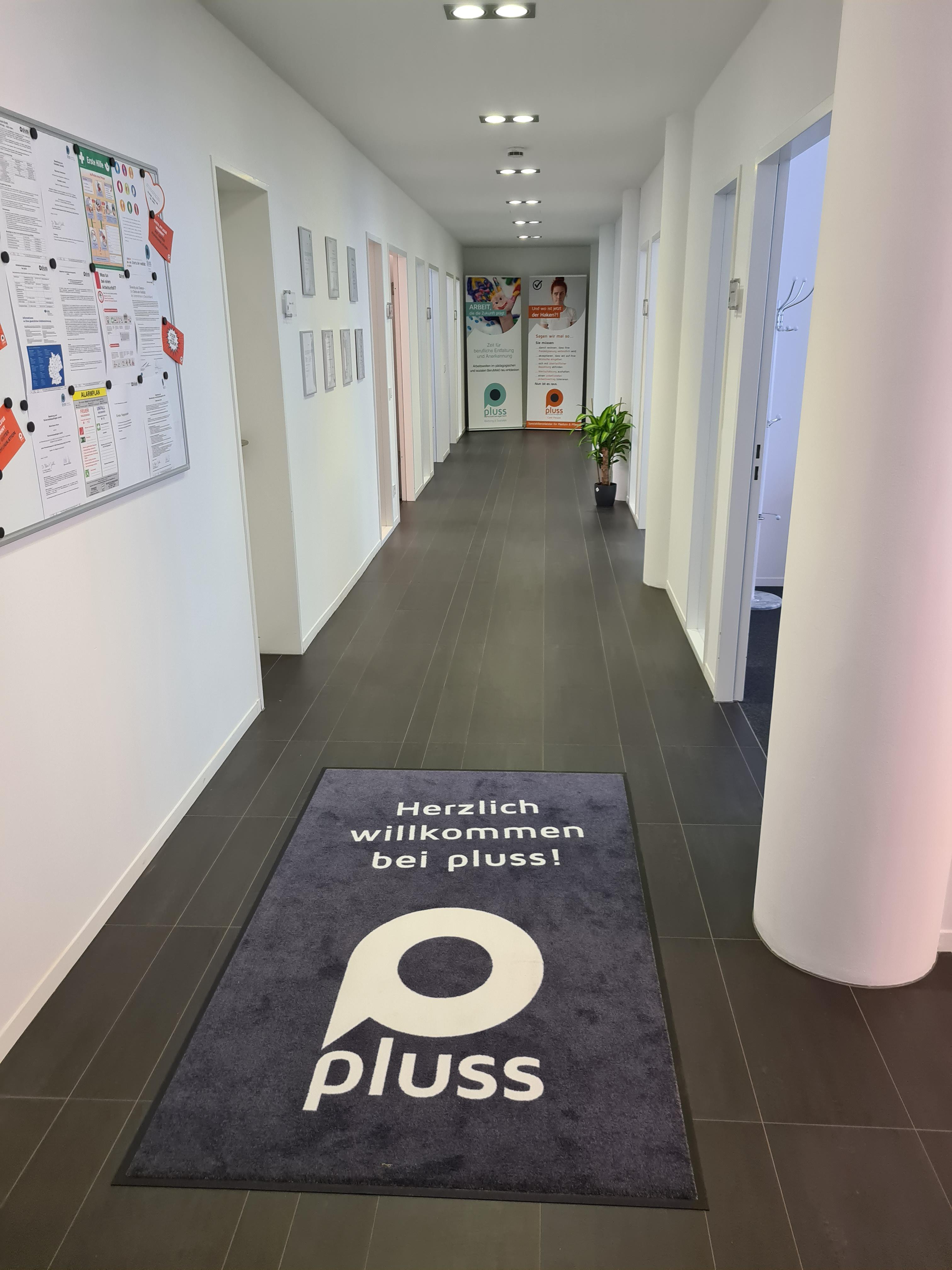 Bilder pluss Leipzig - Care People (Medizin/Pflege) & Bildung und Soziales