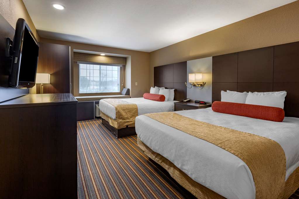 Images Best Western Plus Woodstock Inn & Suites