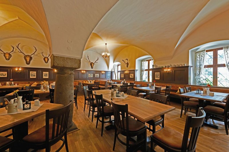 Klosterhof Asbach, Hauptstraße 50 in Rotthalmünster