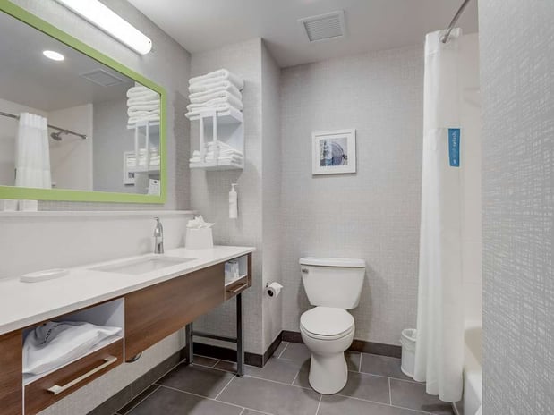 Images Hampton Inn and Suites by Hilton Cincinnati Midtown Rookwood
