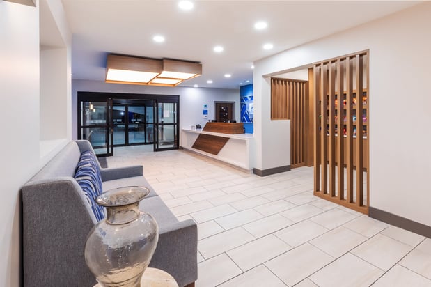 Images Holiday Inn Express Harvey-Marrero by IHG