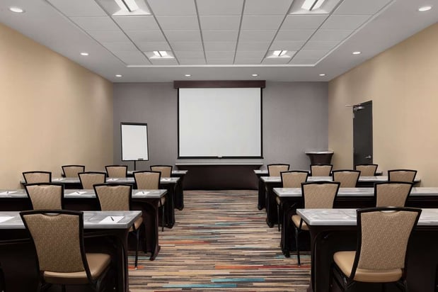 Images Embassy Suites by Hilton Knoxville West