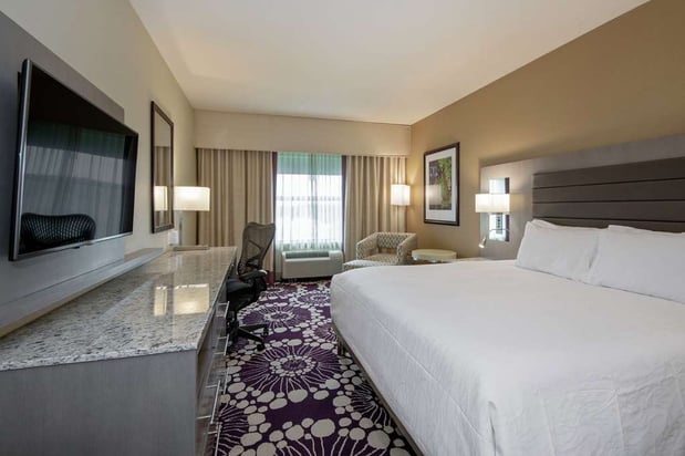Images Hilton Garden Inn Raleigh /Crabtree Valley