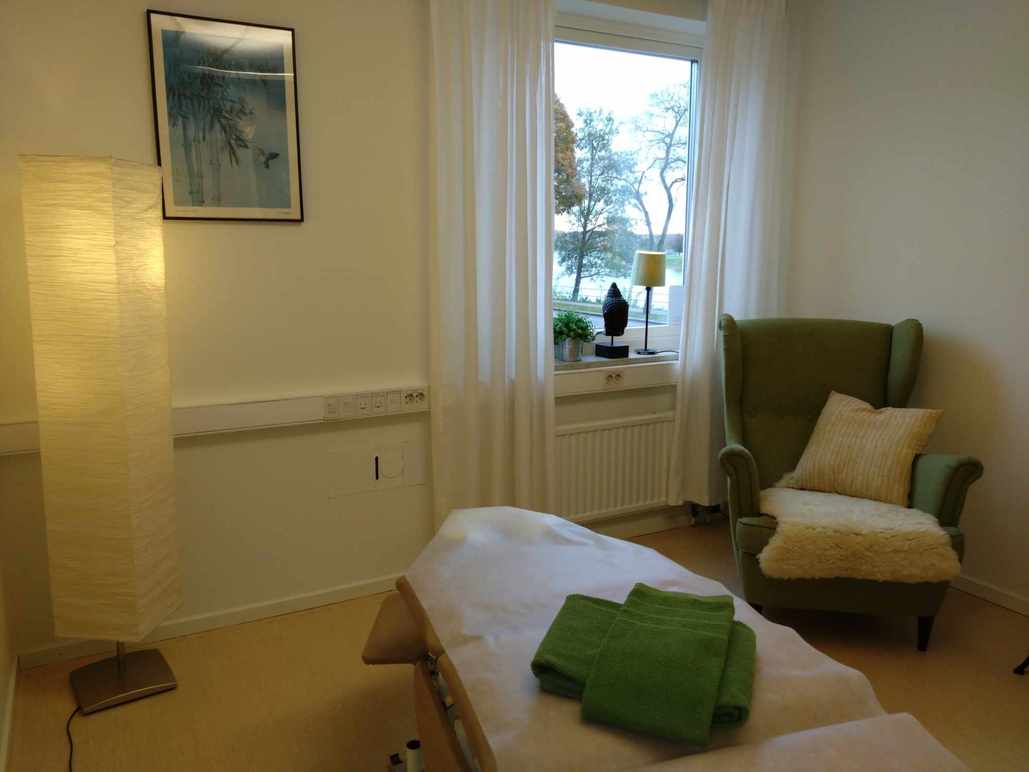Images Holistic Care Naturmedicin