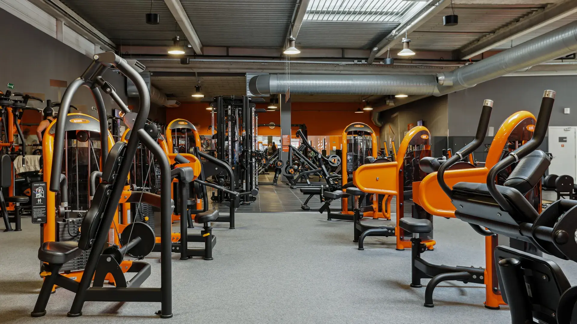 Images Basic-Fit 24/7