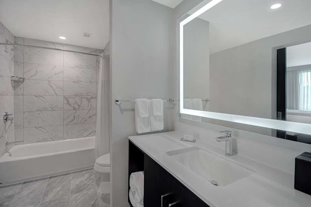 Images Embassy Suites by Hilton Alpharetta Halcyon