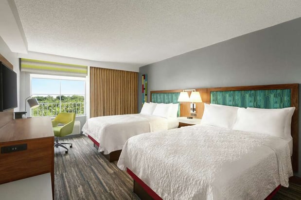 Images Hampton Inn & Suites Ft. Lauderdale Airport/South Cruise Port