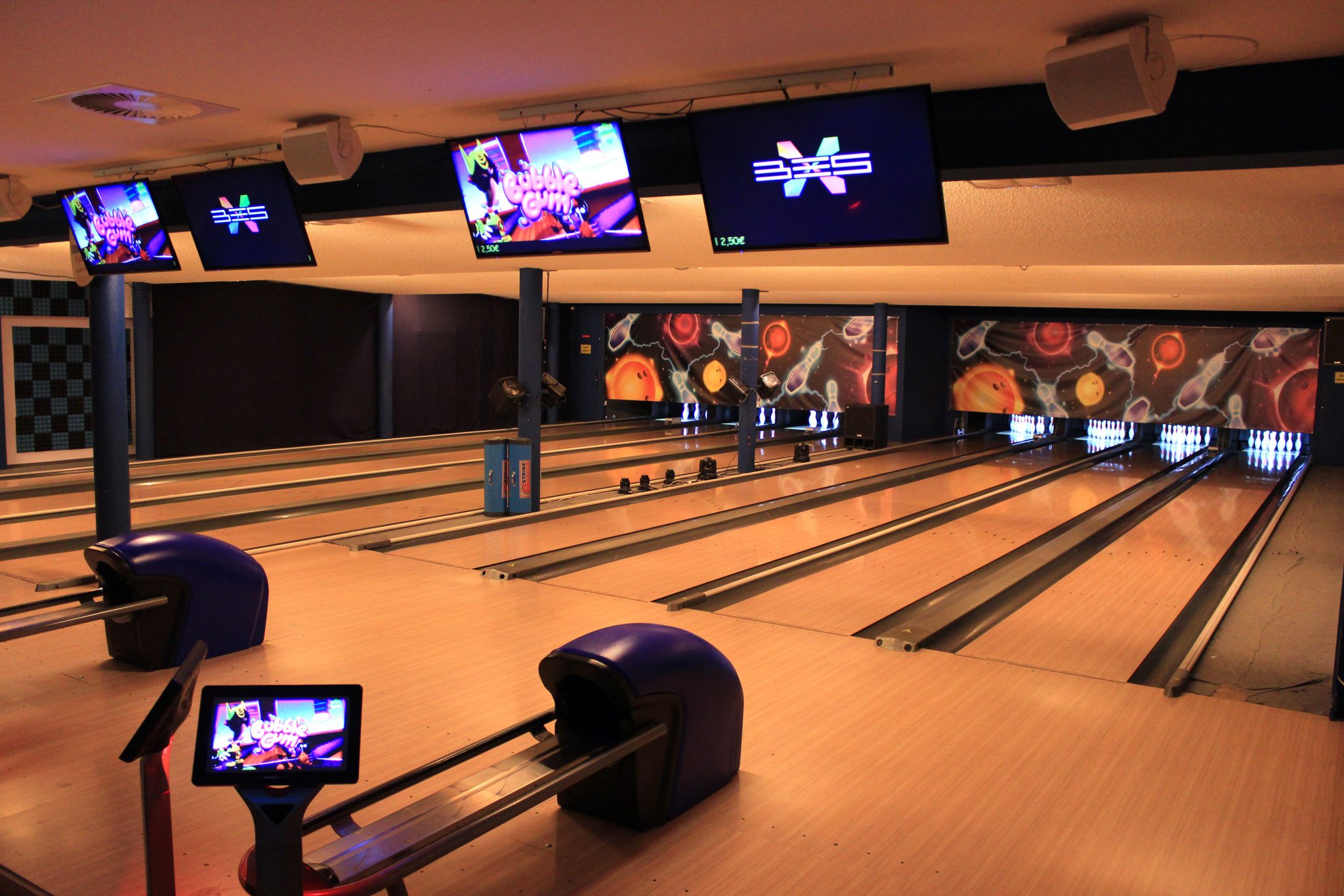 Bild 1 Stör- Bowling in Itzehoe