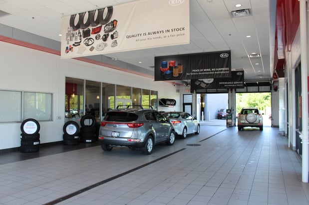 Images Russ Darrow Kia of Wauwatosa Service Center